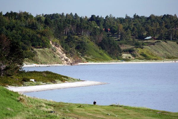 Udsigt langs stranden