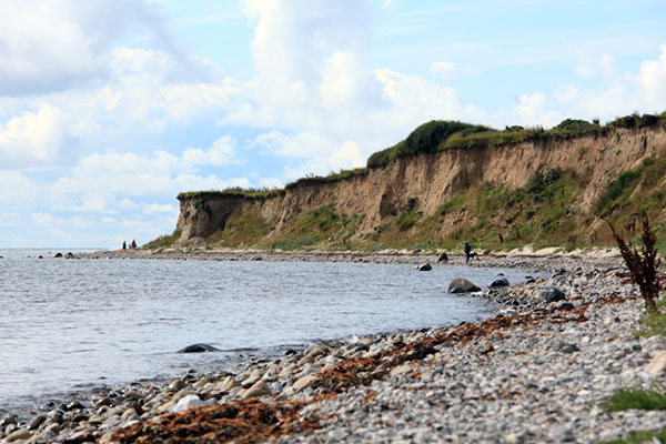 Udsigt langs stranden