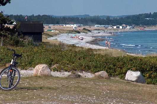 Udsigt langs stranden