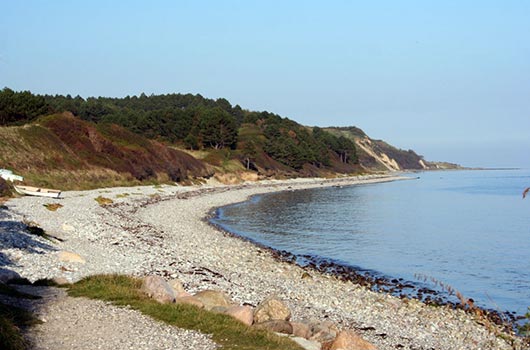 Udsigt langs stranden
