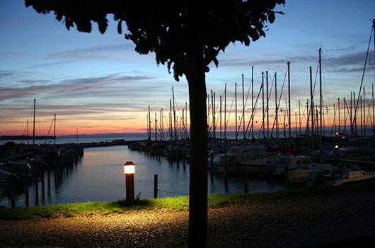 Aftenstemning ved havnen