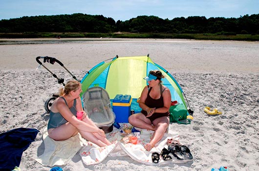Solbadning på stranden