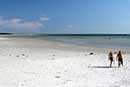 Udsigt langs stranden